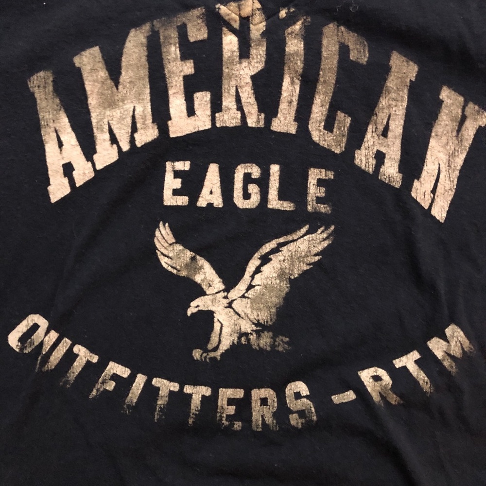 Small v-neck Aeropostale t shirt